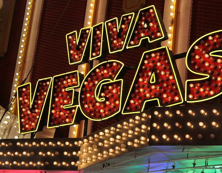 Viva Las Vegas sign - things to do in Las Vegas - Utopian Adventures